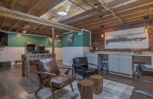 4BR Retreat, 16mi to Acadia NP, with Game Room - Foto 56