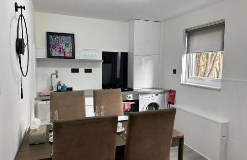 Cozy 2 bedrooms with private parking space and garden - Foto 8