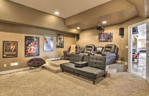 Cozy Black Hawk Retreat with Games and Patio - Foto 2