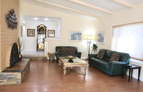 Quiet Hilltop Home With Stunning Hill Top And Valley Views - Foto 37