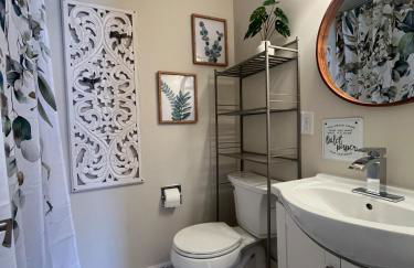 Fully Renovated Scandinavian Inspired Home - Foto 9