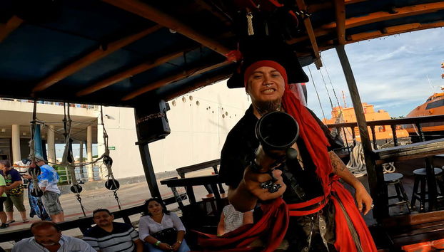 Ready to embark on the pirate ship!