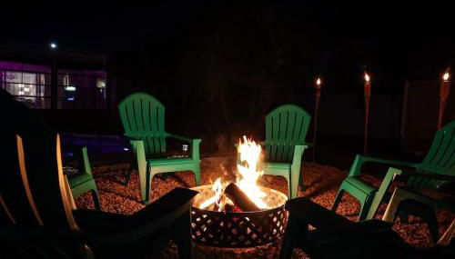 Four Bed Home with Pool Game Room Bar Near Beach - Foto 5