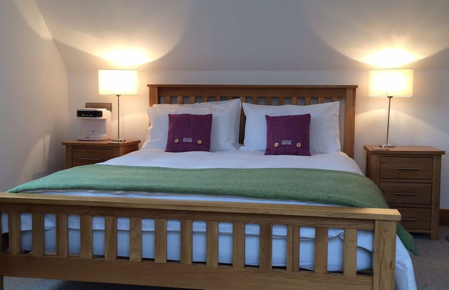 Lochedge Lodge - Photo 3