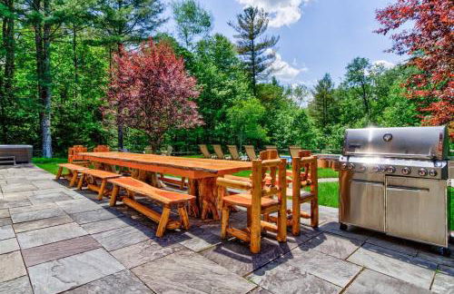 Most Luxury 7000 Sq ft Log Estate with Pool Hot Tub Sauna - Foto 29