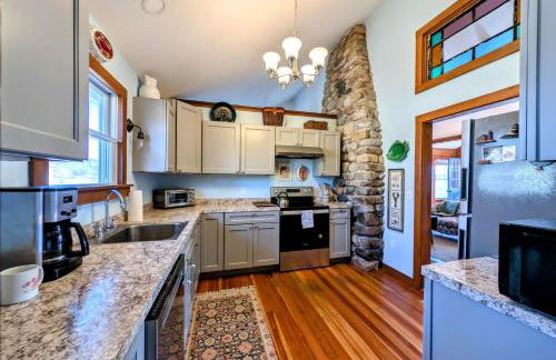 Waterfall Sea Cottage Family fire pit waterfront sleeps 4 - Foto 17