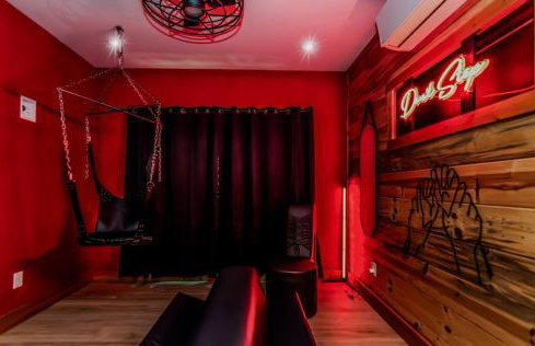 Romantic Red Room - Adults Only Couples' Retreat - Foto 27