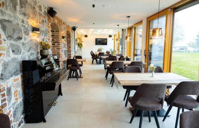 Resort Village Majer - Photo 11