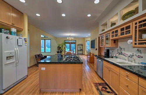 Home on Skykomish River with Fire Pit and Hot Tub - Foto 10