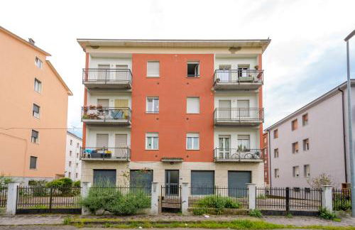 College Suites - Photo 17