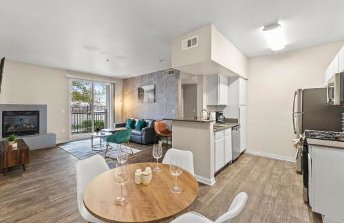 Luxury King Suite by the Lake - Entire Place - Foto 12