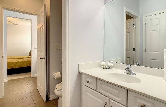 Family Oasis Near Disney - Pool Resort Access - Foto 27