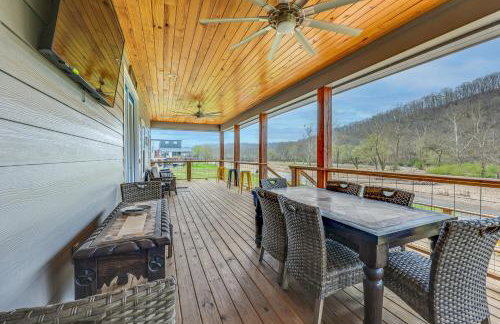 Riverfront Caddo Shack Home with Views and Fire Pit - Foto 27