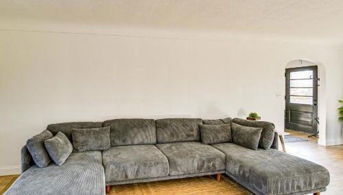 Home with Spacious Yard, 3 Mi to Dtwn Des Moines! - Foto 5