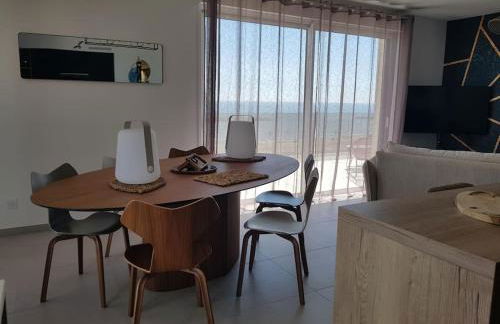 Spendide appartement tout confort, Résidence Archipel T4 en bord de plage, avec grande terrasse aménagée,spa et parking privé - Foto 17