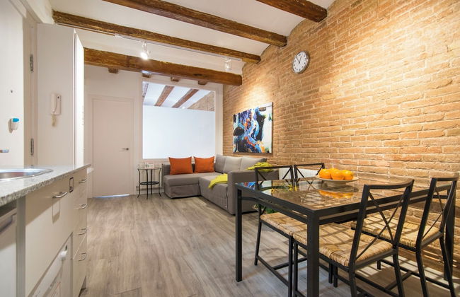 Happy People Ramblas Harbour - Photo 52