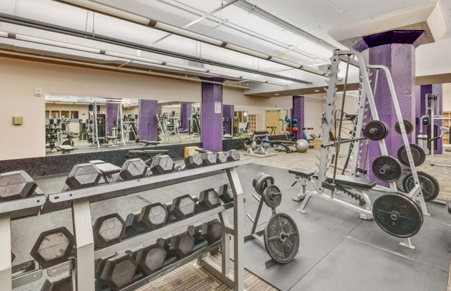 Bluebird Suites at the Warehouse District - Foto 12