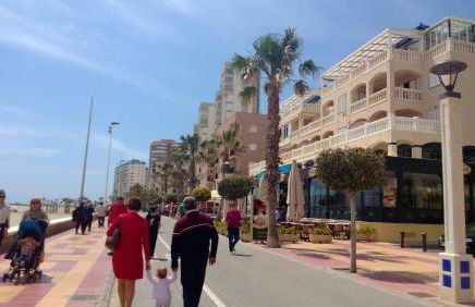 Beach House Brotonss - Photo 43