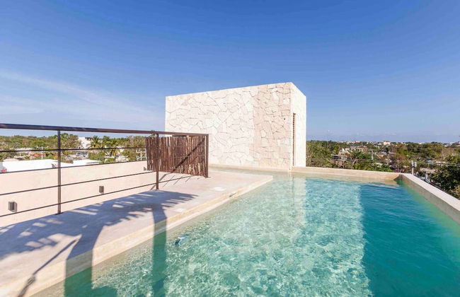 Magical Ph In Town Wprivate Rooftop Glass Tub - Photo 24