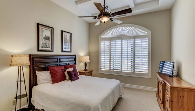 Hayden Manor - Foto 2, Camera