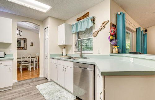 Private Backyard Oasis Cocoa Family Home! - Foto 10