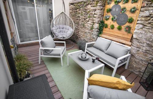 Bumblebee checkout 2pm Frome Longleat Aqua Sana Bath 5 people PRIVACY - Foto 72