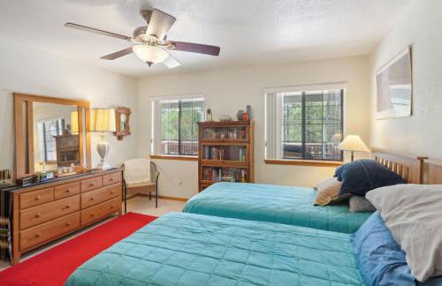 Secluded Mountain Cabin with Forest Views cabin - Foto 18