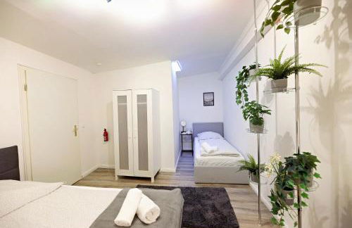 Peaceful City Garden Apartment - Foto 13
