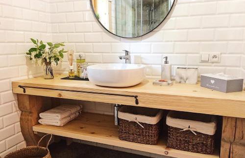 Góralskie domy w Łostówce - Foto 57