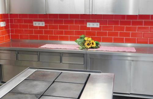 Haus Astenblick in Winterberg Ferienwohnungen mit Gastraum Wanderveranstaltungen und Familienfeiern - Foto 20