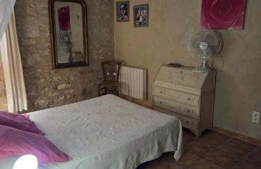 Appartement spacieux à Arles avec piscine et jardin partagé - Foto 5