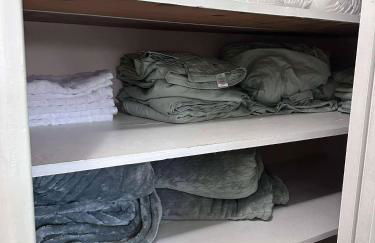 Comfy 3br/2ba steps away from Marian Day grounds - Foto 33