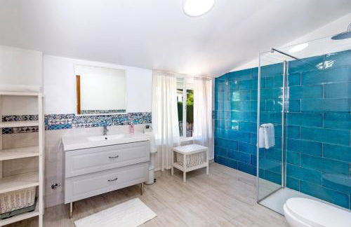 Villa Alegría - Option of Heated Pool - Sleeps 8 - Photo 8