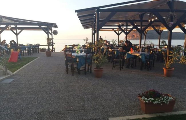 Litinas Beachfront Apartment - Photo 17