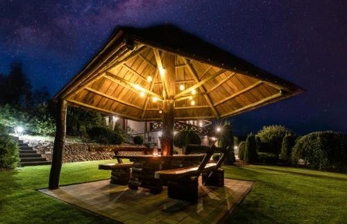 Dom na wzgórzu z widokiem na jezioro z balią i sauną - Foto 10