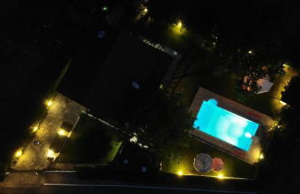 Wooden cottage with private pool near to sea - Foto 30