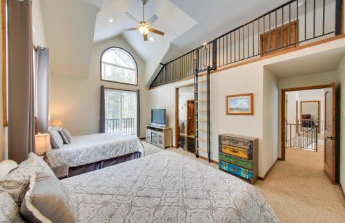 Expansive Group Lake House with Private Hot Tub! - Photo 21