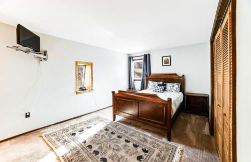 Antler Lake House - Photo 14