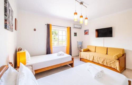 Casa Bella Vista - Fantastic spacious villa with beautiful views views of the Algarvian mountains, Monchique - Foto 21