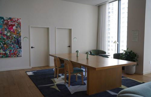 Stylish Minimalist 1BR in The Crosby - Foto 43