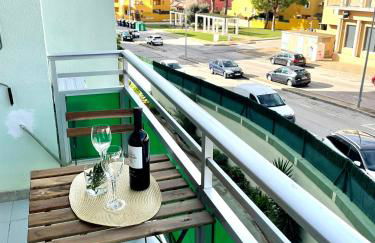 GATU Villa Sol, junto a la playa , piscina, 2 baños, aire cc, terraza, " Preferente mayores de 21 años y familias " - Foto 10