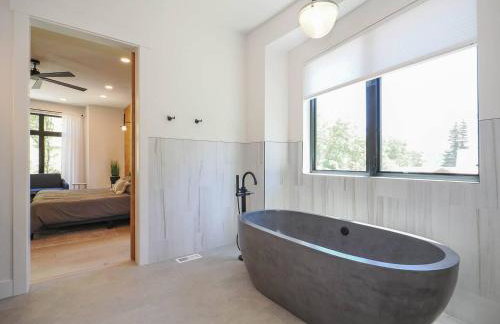 Luxury 4BR Mountain Retreat Near Sundance Resort - Foto 9