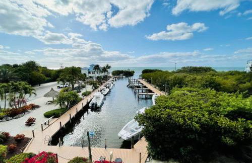 Ocean View Overlooking Marina Ocean Pointe 5305 - Foto 1