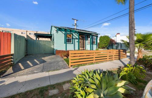 San Diego Oasis with Private Hot Tub Near Zoo, Balboa Park and Beaches - Photo 33