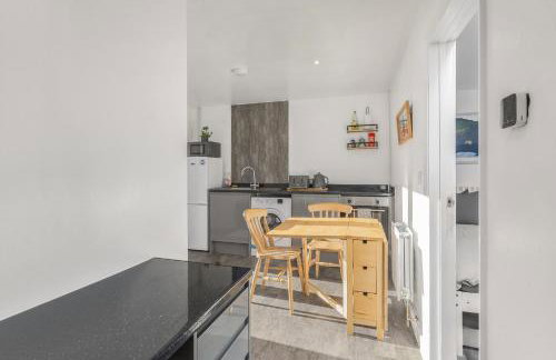 Badger Haven, Apartment 2 - Photo 8