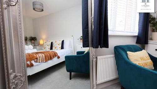 Spacious 3 Bed Home In The Heart Of Bridgend - By EKLIVING LUXE Short Lets & Serviced Accommodation - Foto 5