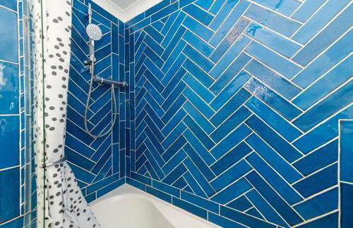 Cosy 3 Bedroom House near River Thames - Pass the Keys - Photo 30