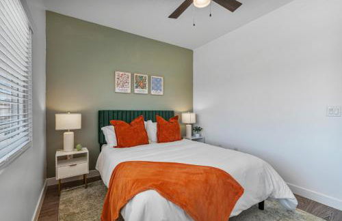 Stylish Phoenix Suite by Zenia Stays - Central & Cozy Escape - Foto 1