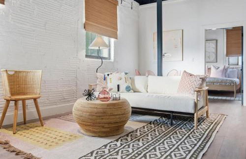 Thought- Adorable 1 BR Apt with Heated Pool - Photo 1