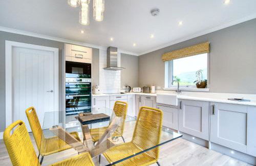 Stunning 5 star lodge with loch and mountain views - Foto 8